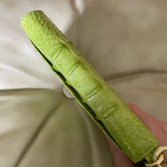 NWOT Brahmin LIME Green Melbourne Debi Wristlet Wallet Leather Croc - Picture 7 of 9